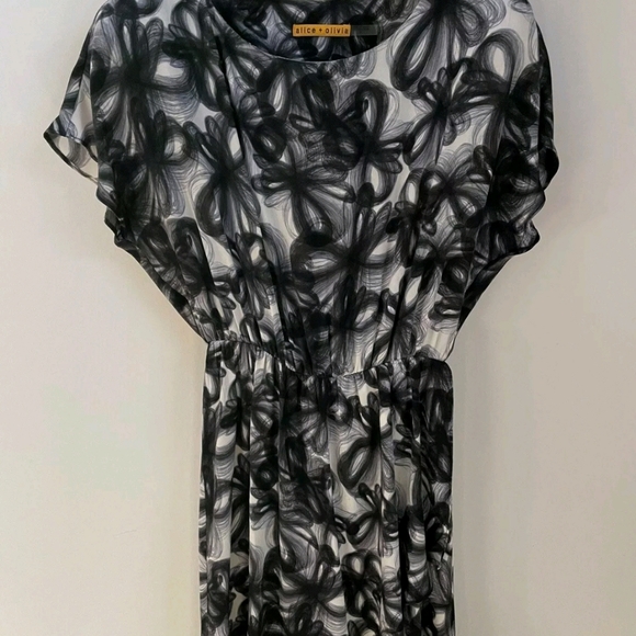 Alice+Olivia S Midi Black and White Dress - Picture 4 of 5